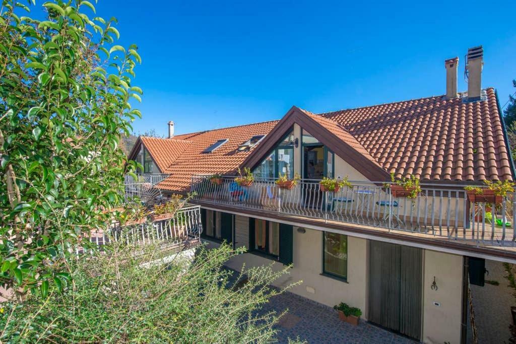 Apartament Mansarda Ciaciano Bomerano Zewnętrze zdjęcie